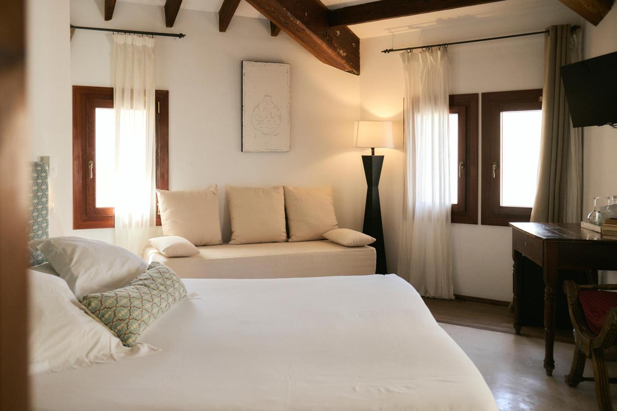 Hotel Forn Nou Artá Екстериор снимка